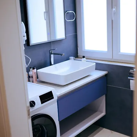 Argoldoro Bllok Tirana