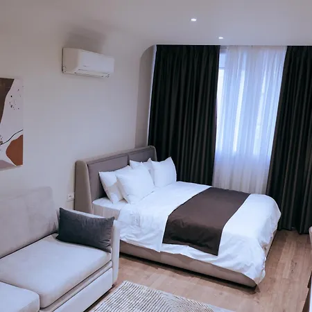 Argoldoro Bllok Apartment