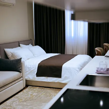 Argoldoro Bllok 地拉那