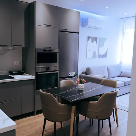 Argoldoro Bllok 公寓 *