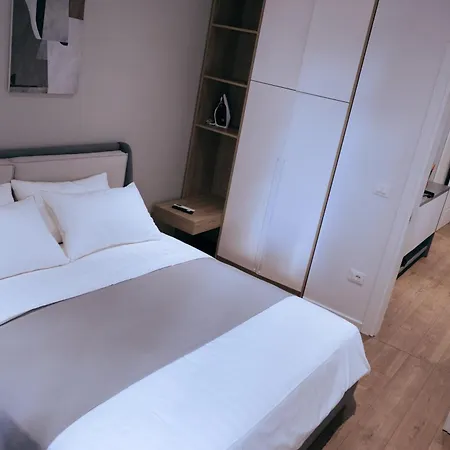 Argoldoro Bllok 公寓 地拉那