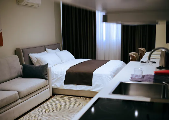 Argoldoro Bllok Tirana