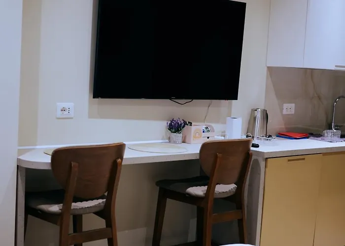 Argoldoro Bllok דירה טיראנה