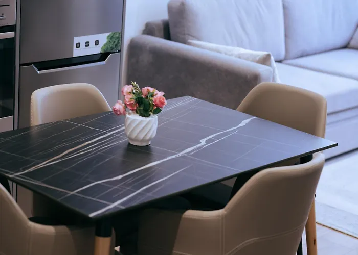 Argoldoro Bllok * Tirana