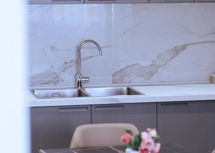 Argoldoro Bllok Tirana